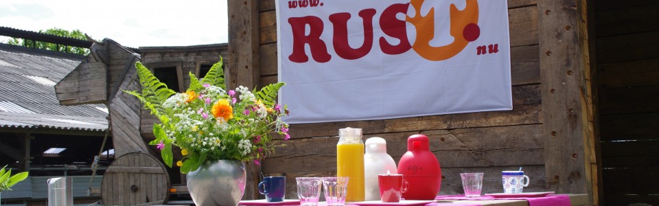 Rustpunten voor fietsers en wandelaars in Drenthe